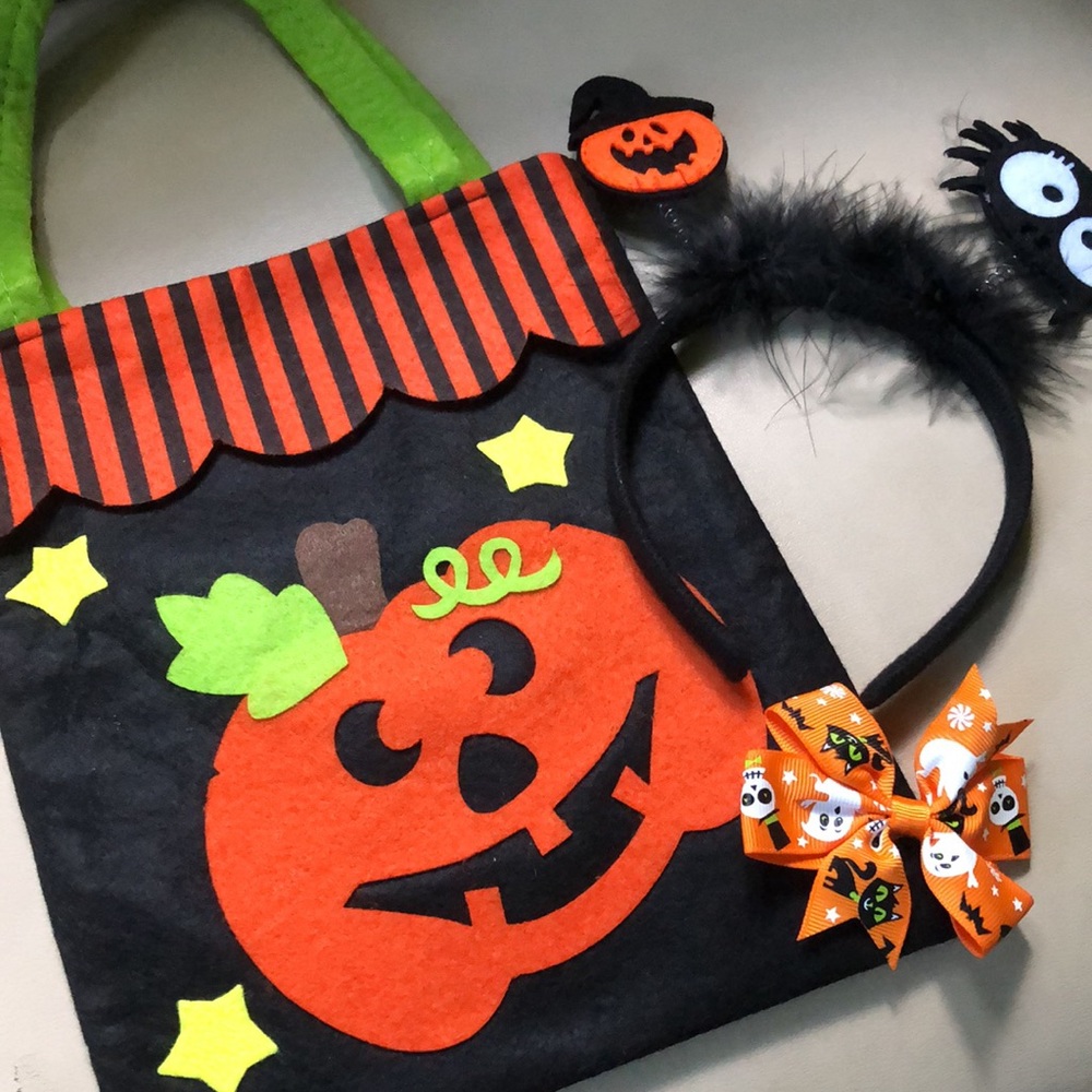 Halloween Bundle - Picture 1 of 14
